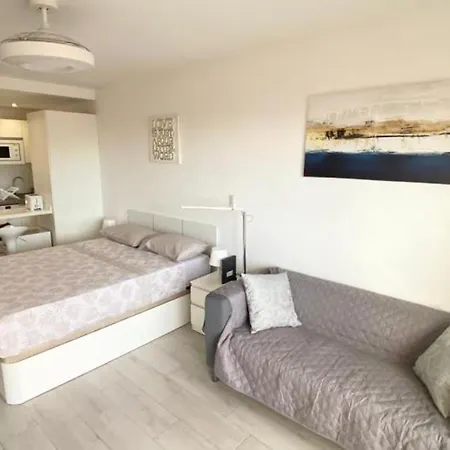 Apartamento Estudio Moderno Con Piscina Climatizada Y Parking En Los Cristianos - Es-347-30 *