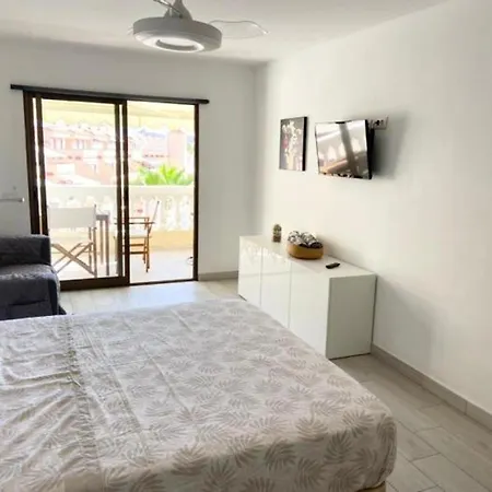 Estudio Moderno Con Piscina Climatizada Y Parking En Los Cristianos - Es-347-30 * Arona (Tenerife)